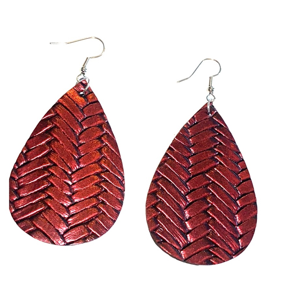 Leather earrings